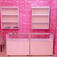 قفسه، میز پاچال و مانکن