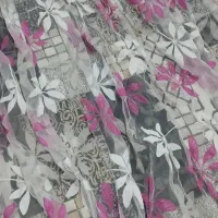 پرده کاملا سالم فقط 250