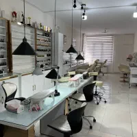 نیازمند مژه کار حرفه ای|خدمات آرایشگری و زیبایی|تهران, دریان‌نو|دیوار