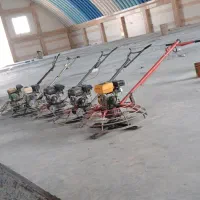 بتن ریزی کف همراه ماله پروانه ای