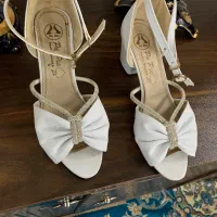 ۲ عدد ساعت پسرانه ویک عدد نگین دار|ساعت|محمدیه-قزوین, |دیوار