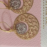 مقداری طلای قدیمی عتیقه