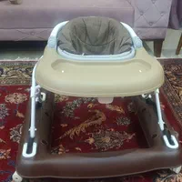 روروک بسیار تمیز ترک تاشو ، با حالت صندلی غذا|اسباب و اثاث بچه|تهران, جنت‌آباد مرکزی|دیوار
