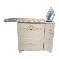 میز اتو و چرخ خیاطی صندلی دار