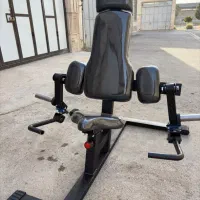 دستگاه جلو بازو نشسته تک دست