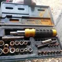 جعبه بکس ۱۴ تایی با سری پیچ گوشتی خور