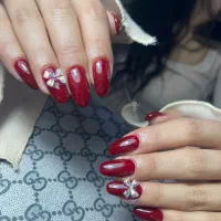 کراتین مو،کاشت ناخن.میکرو ابرو.رنگ‌و لایت.اموزش