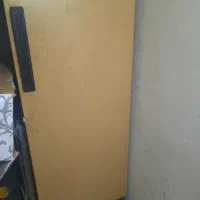 یخچال قدیمی سالم