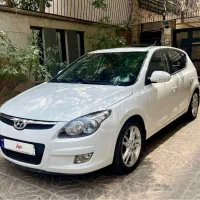 هیوندای i30