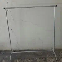 آویز لباس