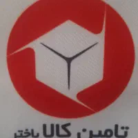 راننده نیسان با ماشین