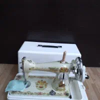 چرخ خیاطی قدیمی