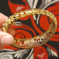 دستبند برنجی رنگ ثابت مثل نونو|بدلیجات|قم, زنبیل آباد|دیوار