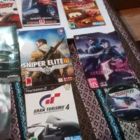 تعدادی بازی ps2 و شارژر باطری