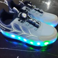 کفش اسکیتی چراغدار|کفش و لباس بچه|شیراز, شهرک والفجر|دیوار