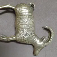 مجسمه بز کوهی