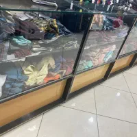 ویترین پوشاکی