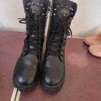 چکمه ها اولی نو هست