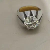 الماس روس . موزانایت