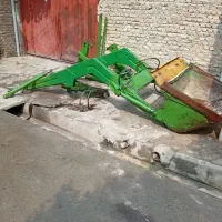 بیل جلو تراکتور بیل چهار جک بیل لودری تراکتور