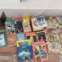 تعدادی جلد کتاب