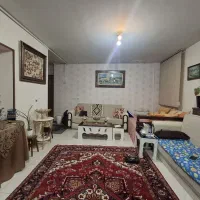 ۱۰۰متر/طبقه اول/سه برنور/پارکینگ مسقف/خ فرزانگان