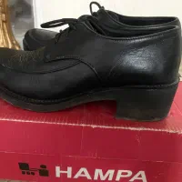 کفش چرم طبیعی زنانه|کیف، کفش، کمربند|ری, شهید غیوری (ابن باویه)|دیوار