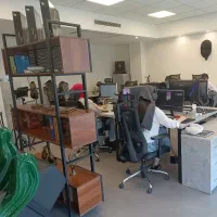 نیروی خدماتی خانم