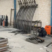 استخدام رنگ کار کوره ای ، کارگر ساده در آهنگری
