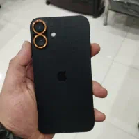 آیفون xr درقالب ایفون 17 نورمال