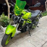 بنلی ۳۰۰ مدل ۱۴۰۰