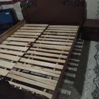 تخت خاب دونفره چوب روس بهترین چوب خیلی تمیز نو|تخت و سرویس خواب|نیشابور, شهرک رسولی|دیوار