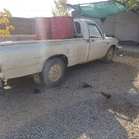 تویوتا هایلوکس ۸۳