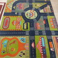 فرش اتاق بچه در حد نو