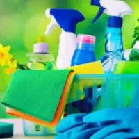 تمیز کاری منزل انجام میدهم