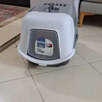 ظرف خاک گربه