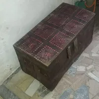 صندوق قدیمی سالم