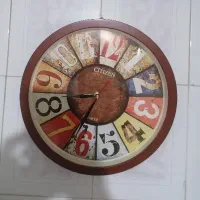 ساعت دیواری قشنگ