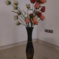 گل وگلدان