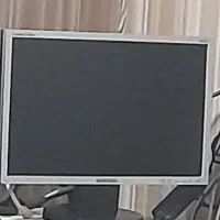 مانیتور ۱۹ اینچ