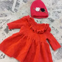 کاپشن و کلاه و لباس بچگانه|کفش و لباس بچه|پاکدشت, پاکدشت (مامازند)|دیوار