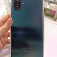 گوشی سامسونگ