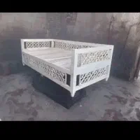 تخت سنتی|صندلی و نیمکت|دوگنبدان, |دیوار