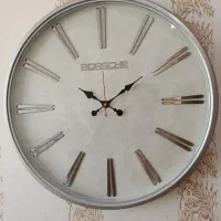 ساعت دیواری