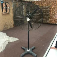 پنکه ایستاده عهه