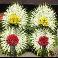 تاج گل های طبیعی ..ترحیم تبریک تسلیت افتتاحیه