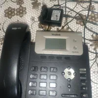 تلفن رو میزی