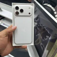 ۱۷ پرو مکس ۲۵۶ za در حد نو