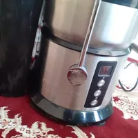 اب میوه گیری و مخلوط کن