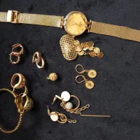 اسباب بازی،رن گ ث ابت